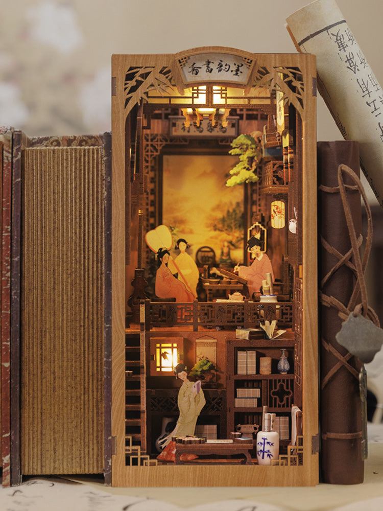 DIY Book Nook Kit - Ink Rhyme Bookstore