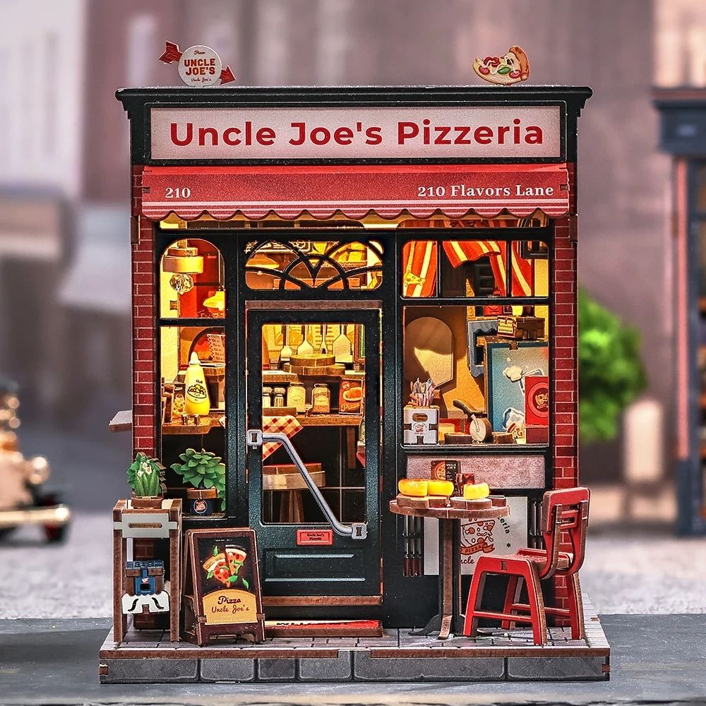 Miniature House - Uncle Joe's Pizzeria Figured'Art