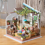 Miniature House - Miller's Flower House