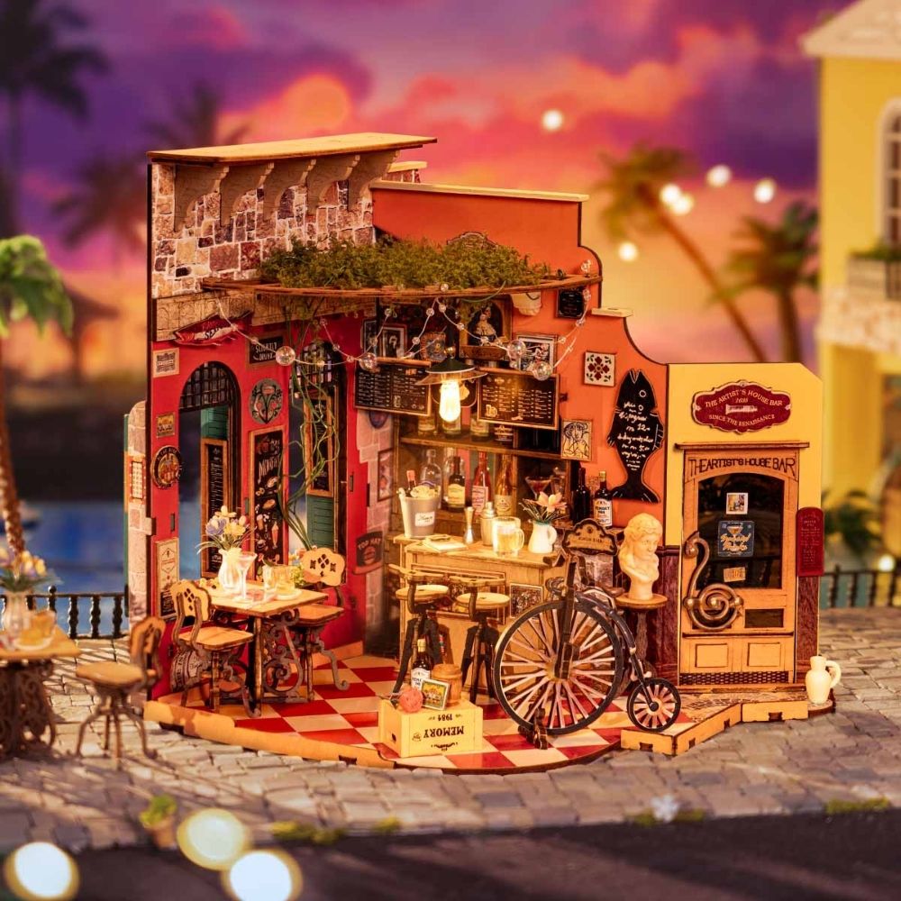 Miniature House - Cheers Bar & Dining