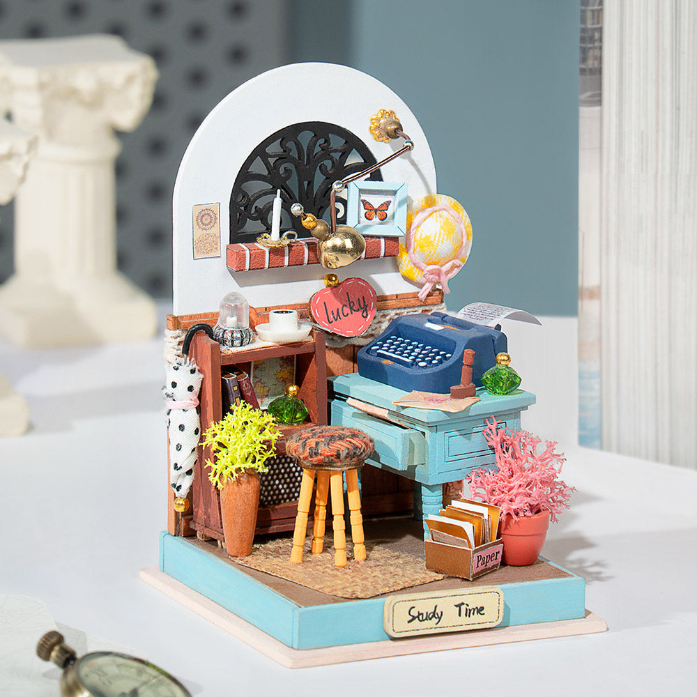 Miniature House - Record Mood - Study