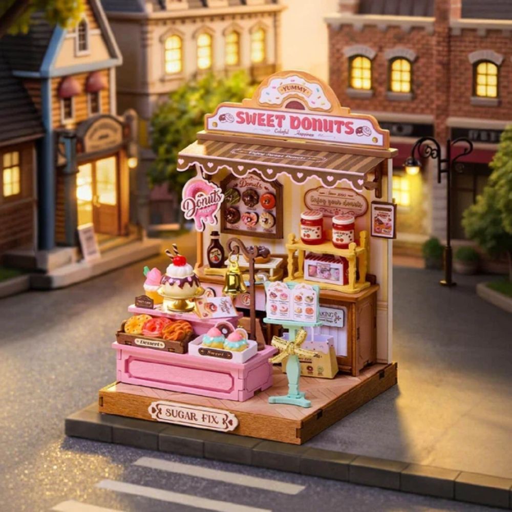 Miniature House - Sweetie's Donut Shop Figured'Art