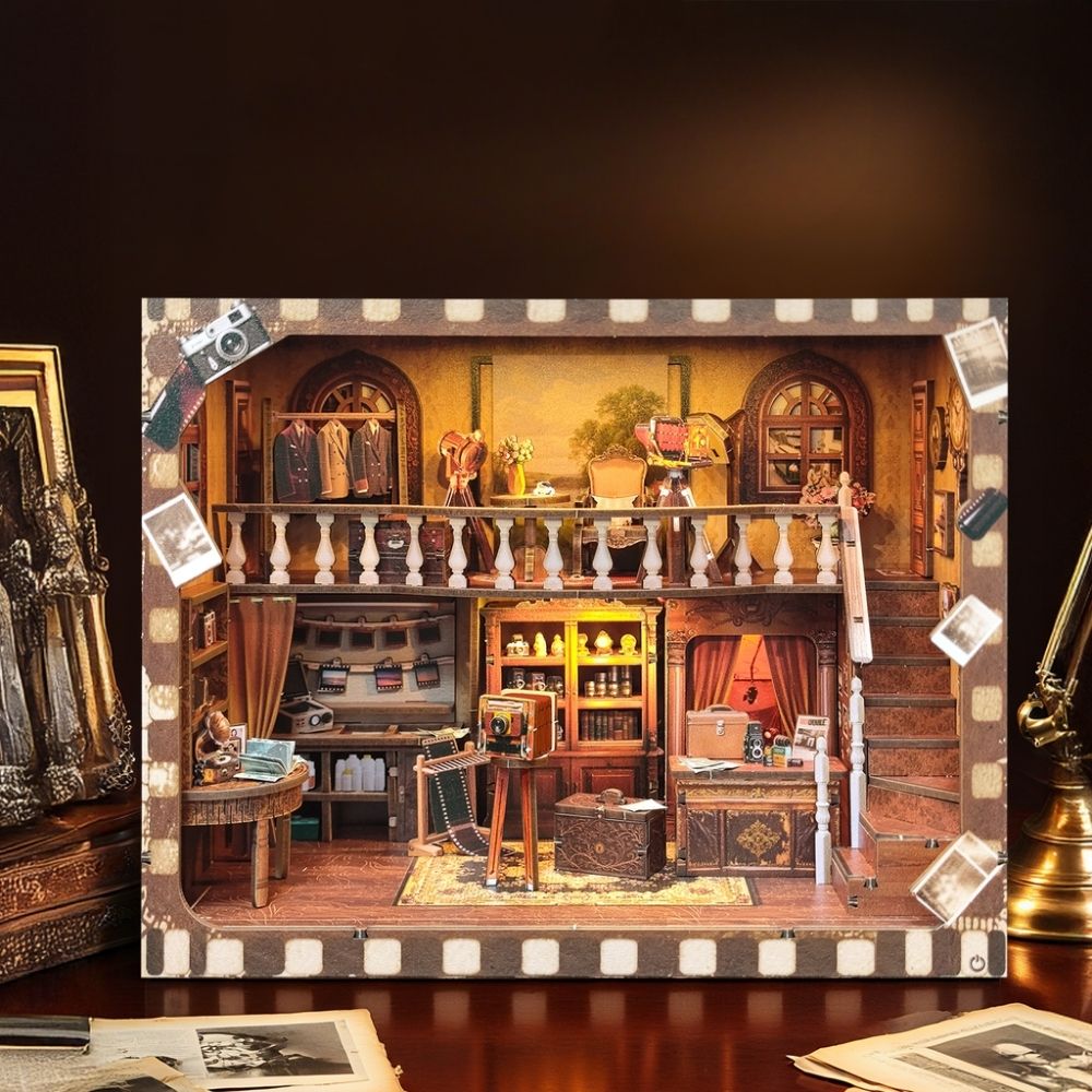 Miniature House - Nostalgia Photo Studio