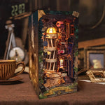 DIY Book Nook Kit - Magic Night Alley Figured'Art