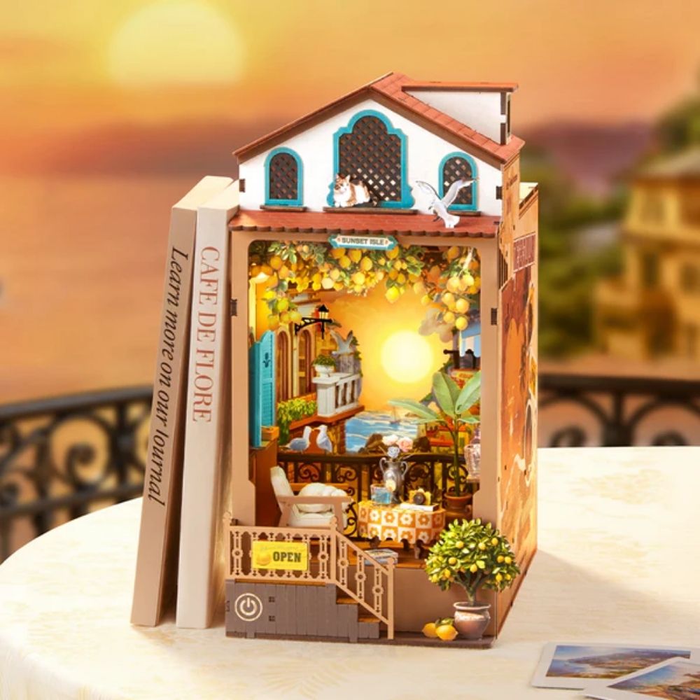 DIY Book Nook Kit  - Sunset Isle