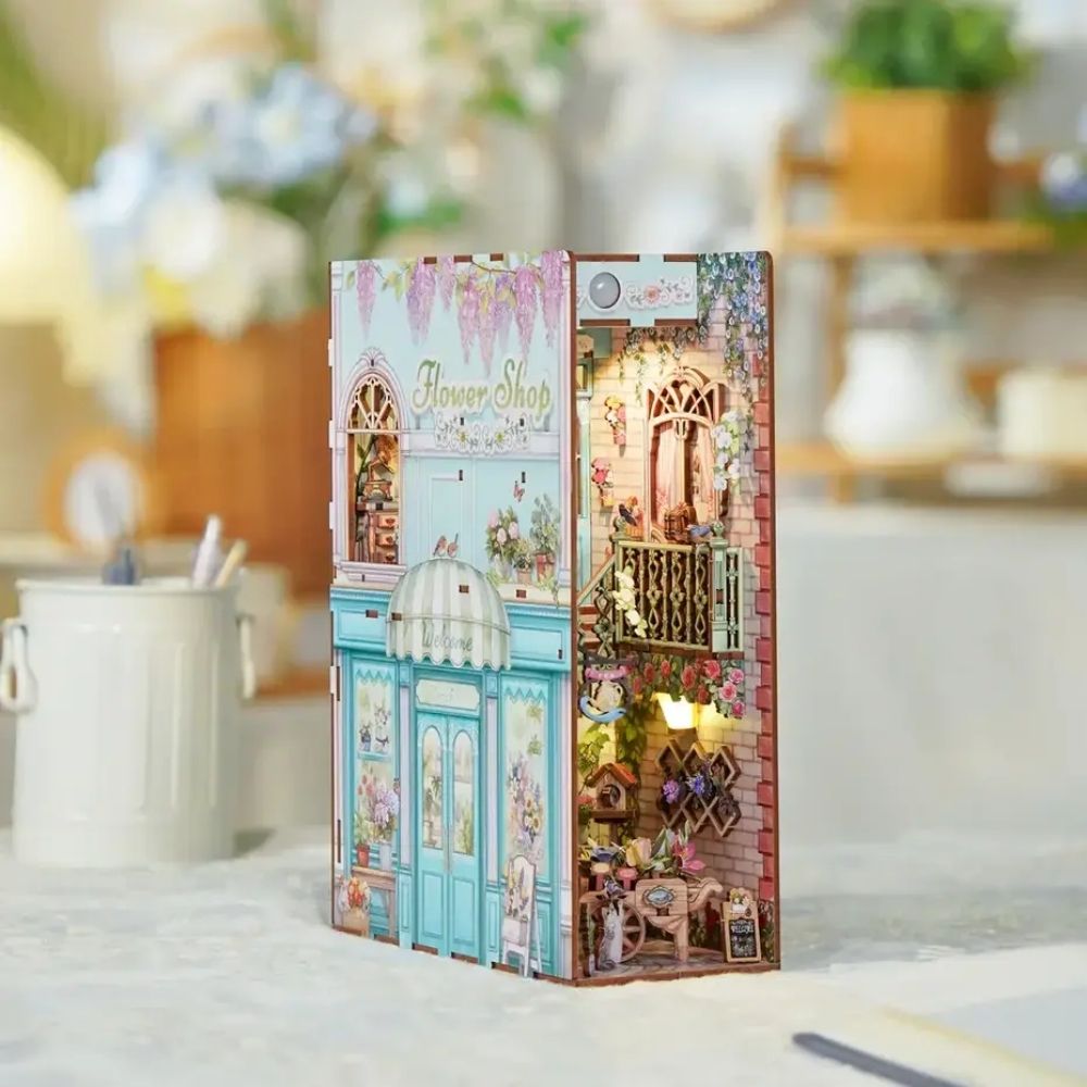 DIY Book Nook Kit  - Flower Shop Figured'Art