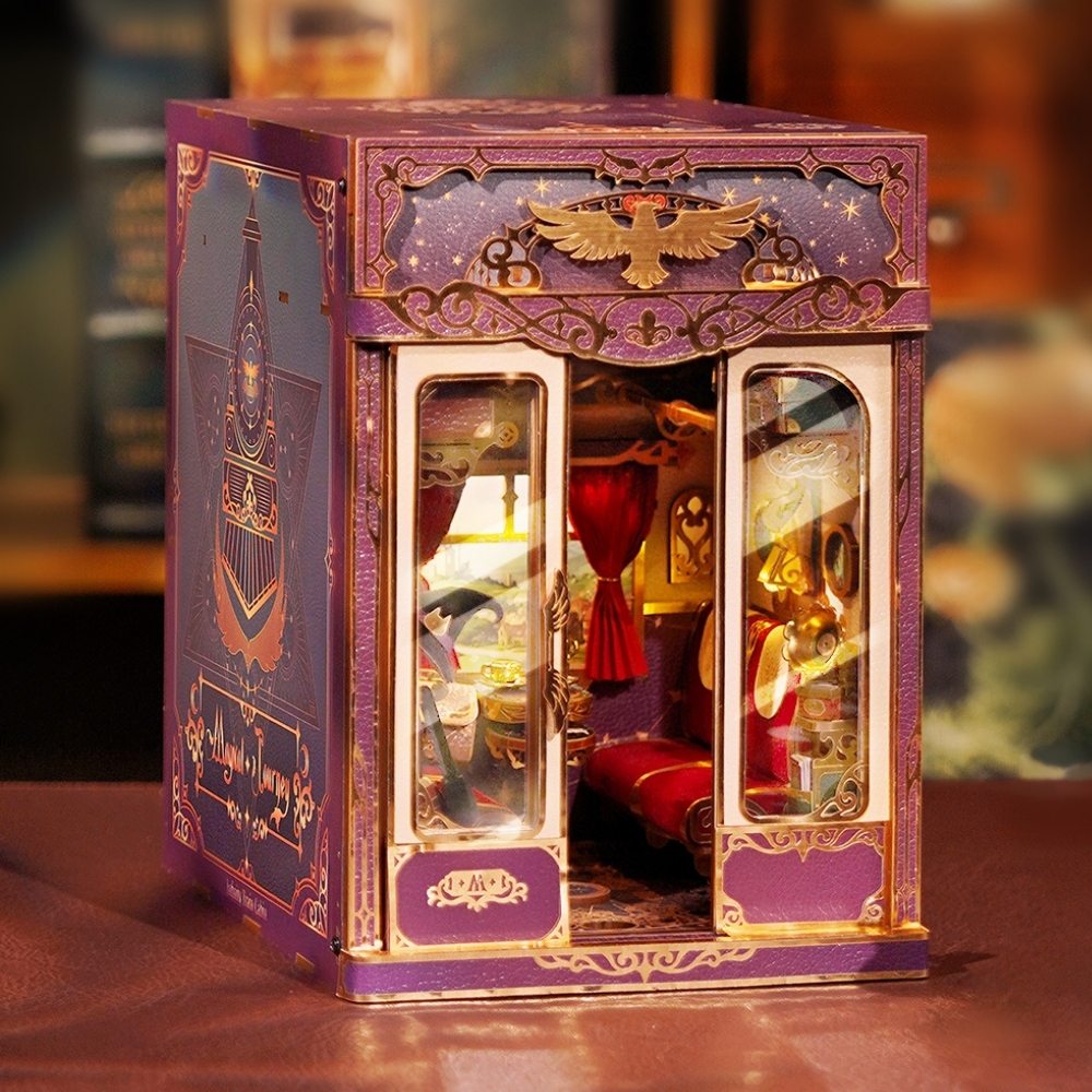 DIY Book Nook Kit - Magical Journey Figured'Art