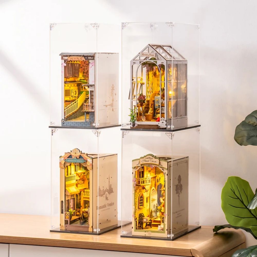 Book Nook - Dust Cover